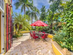 Villa Regina Bella-Historic Beauty in Frederiksted - Image 4