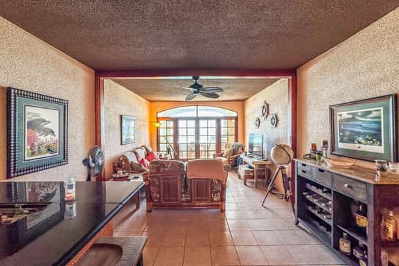 Waterfront Bliss: Condo Retreat - Image 1