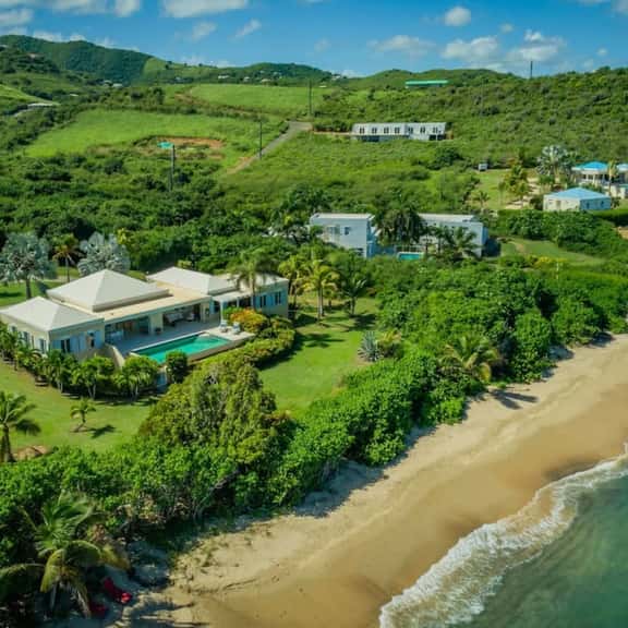 Two Palms - 3 Bed 3 Bath Oceanfront Villa - Image 1