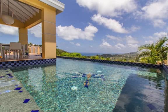 Dragonfly Villa - 3BR/4BA, Sleeps 8 with Pool! - Image 2