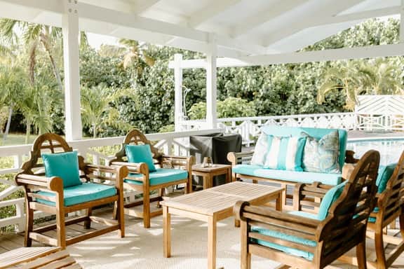 Shoy's Beach House - 5 Bedroom Villa on the Beach! - Image 5