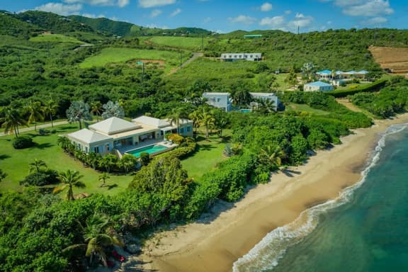 Two Palms - 3 Bed 3 Bath Oceanfront Villa - Image 1
